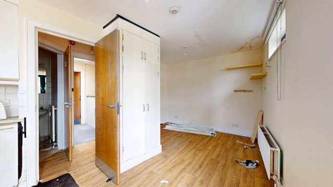 53 Marlborough Road, Archway, London, N19 4NA 3