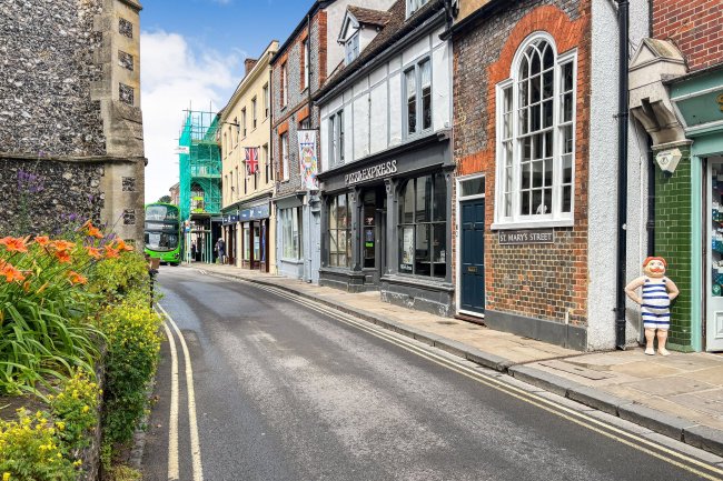 12 St Mary's St, Wallingford OX10 0EW 3