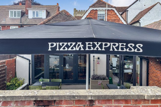 12 St Mary's St, Wallingford OX10 0EW 3