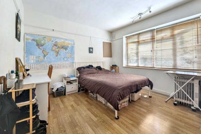 12a Cintra Court, Patterson Road, London SE19 2LB 6