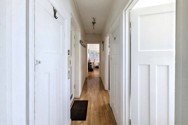 12a Cintra Court, Patterson Road, London SE19 2LB 6