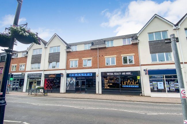 165-167 Fleet Road, Fleet GU51 3PD 9
