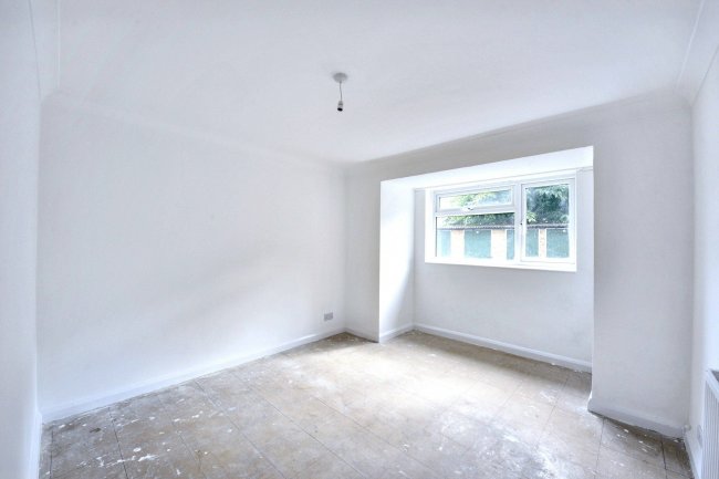 Flat 2, Lazlo House, 55 Shenley Road, Camberwell, London SE5 8LX 4