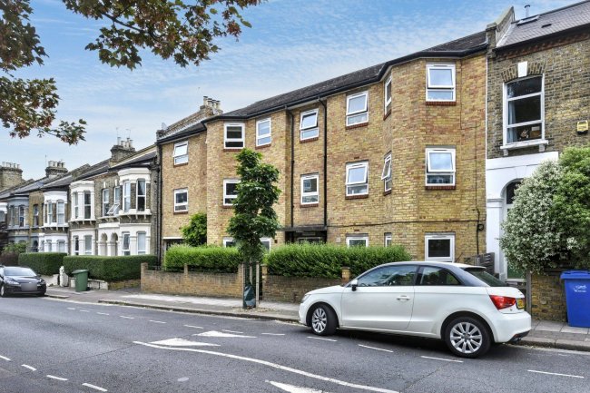 Flat 2, Lazlo House, 55 Shenley Road, Camberwell, London SE5 8LX 4