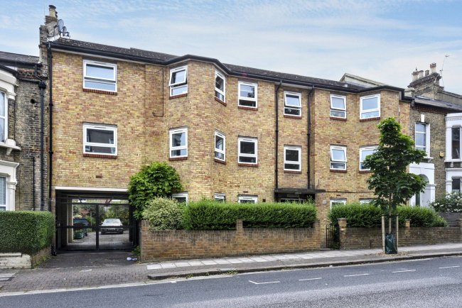 Flat 2, Lazlo House, 55 Shenley Road, Camberwell, London SE5 8LX 4