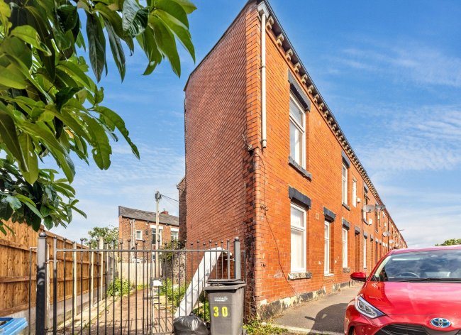 52/54 County Street, Oldham, Manchester, OL8 3RN 6