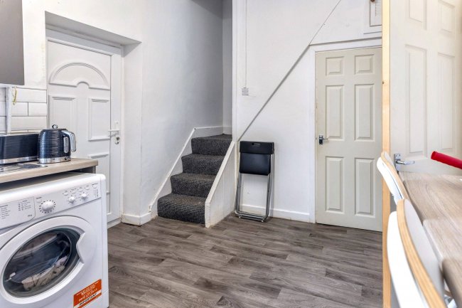 52/54 County Street, Oldham, Manchester, OL8 3RN 6