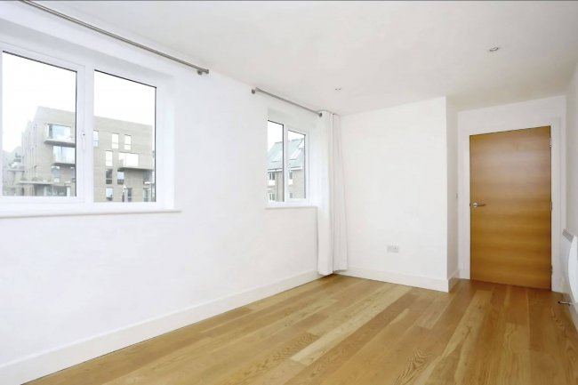 Apartment 9 Canute House, Durham Wharf Drive, Brentford TW8 8HP 9