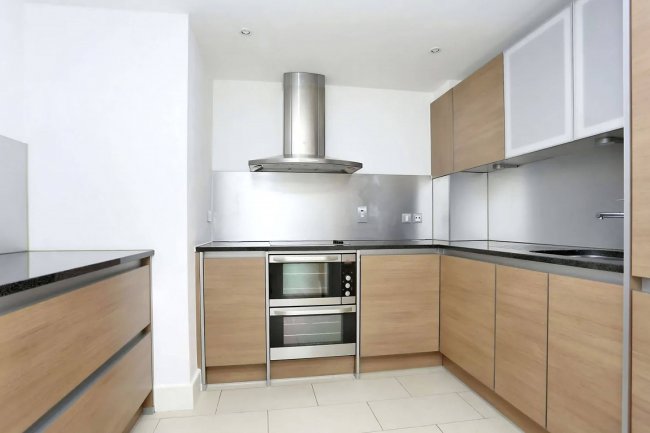 Apartment 9 Canute House, Durham Wharf Drive, Brentford TW8 8HP 9