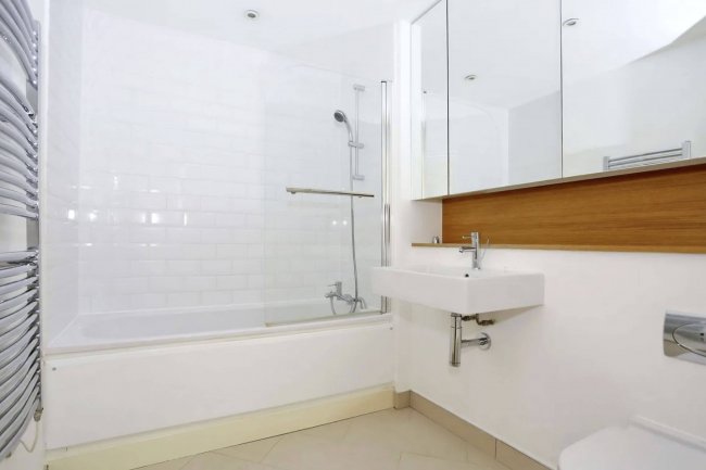 Apartment 9 Canute House, Durham Wharf Drive, Brentford TW8 8HP 9