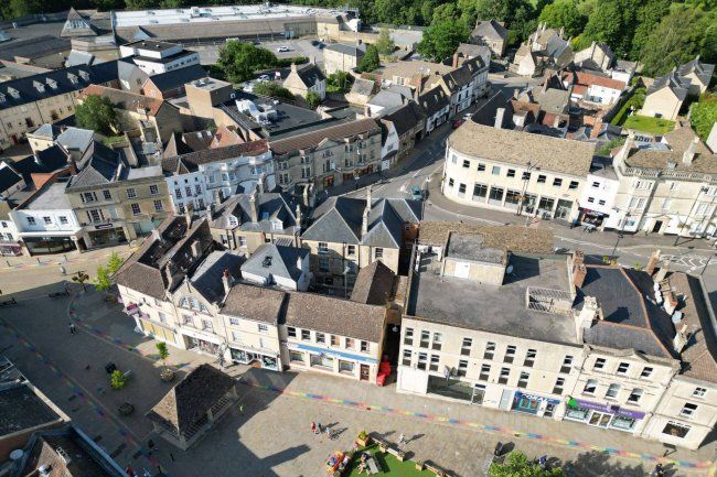 67 Market Place, Chippenham, Wiltshire, SN15 3HG 10