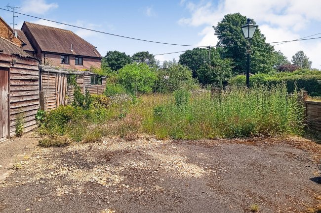 The Rising Sun, Ermin Street, Stockcross, Newbury, Berkshire RG20 8LG 4