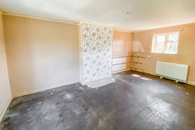 4 Hatfields, Marden, Devizes, Wiltshire, SN10 3RL 9