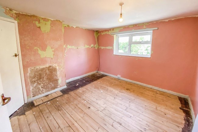 4 Hatfields, Marden, Devizes, Wiltshire, SN10 3RL 9