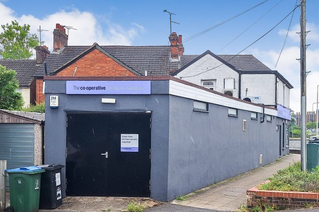 73 Park Street, Aylesbury, HP20 1DU 10