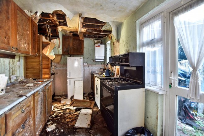 52 Churchmanor Way, Abbey Wood, London SE2 9HP 8