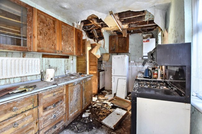 52 Churchmanor Way, Abbey Wood, London SE2 9HP 8