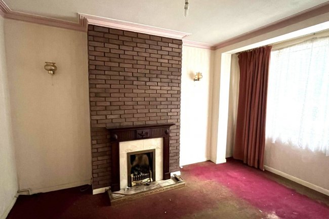 42 Ascot Road, Tooting, London SW17 9JJ 4