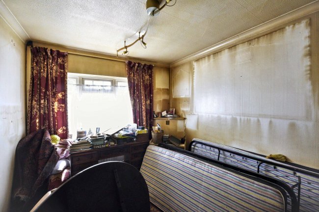 28 High Park Road, Richmond, TW9 4BH 6