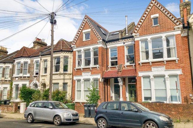 91 Helix Road, Brixton Hill, London SW2 2JR 6