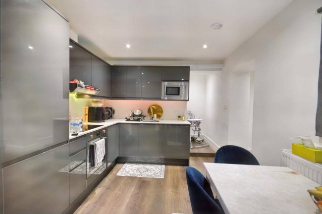 Flat 1 - Flat 3, 2A Wendover Road, London, NW10 4RT 9
