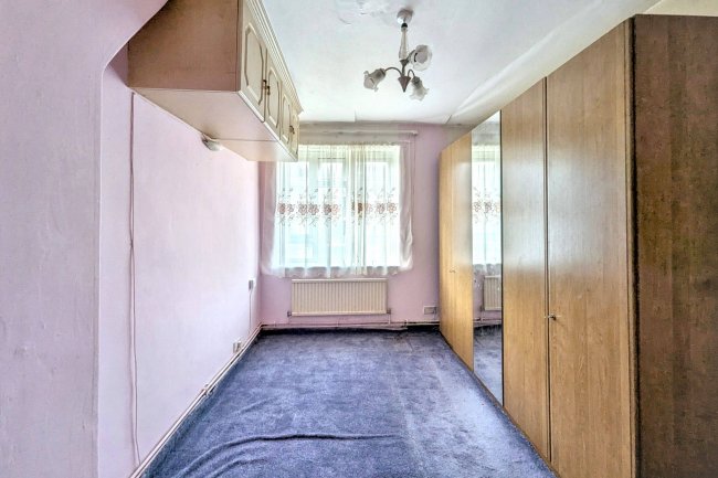 Flat 18, Bartell House, Tulse Hill, London, SW2 2LS 10