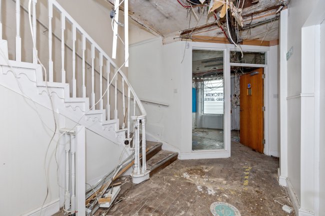 296 Walworth Road, London, SE17 2TE 3