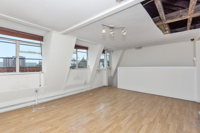 296 Walworth Road, London, SE17 2TE 3