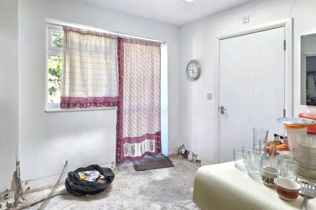 30 Pasture Road, Wembley, HA0 3JL 5