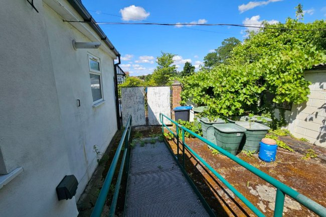 30 Pasture Road, Wembley, HA0 3JL 5