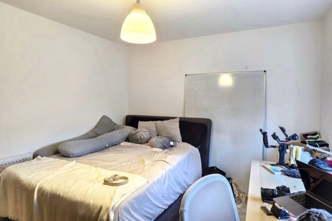 16 Suffield Lodge, Suffield Hill, High Wycombe, Buckinghamshire, HP11 2FR 7