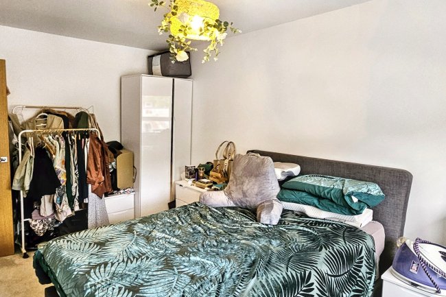 28 Suffield Lodge, Suffield Hill, High Wycombe, Buckinghamshire, HP11 2FR 5