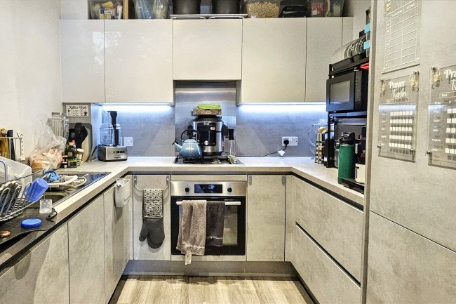 47 Suffield Lodge, Suffield Hill, High Wycombe, Buckinghamshire, HP11 2FR 4