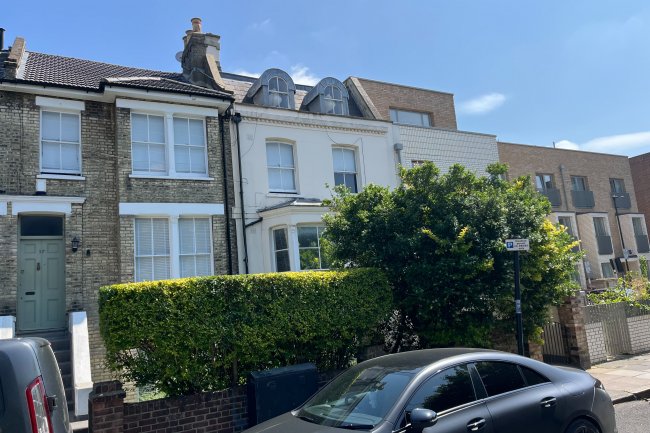 19 Sparsholt Road, Finsbury Park, London N19 4EL 10