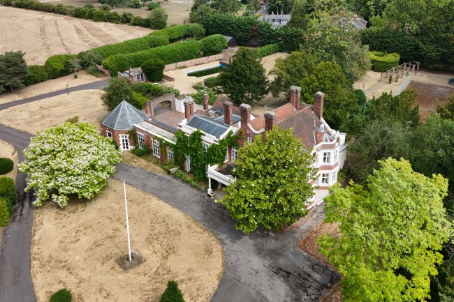 The Priory, Church Road, Old Windsor, Berkshire, SL4 2JW 5