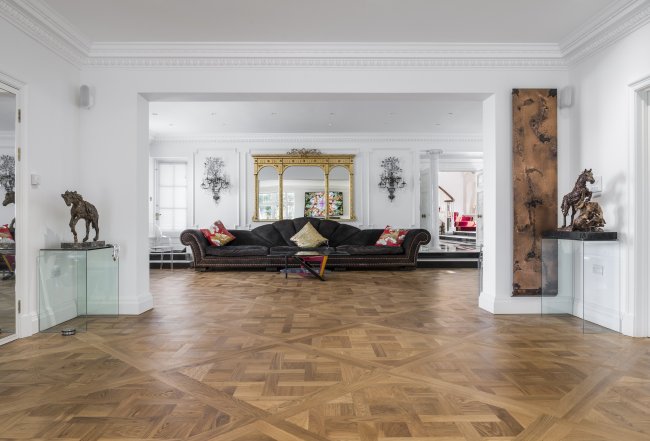 Sonning Court, Sonning-on-Thames, Berkshire, RG4 6UR 7