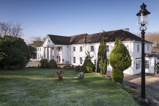 Sonning Court, Sonning-on-Thames, Berkshire, RG4 6UR 7