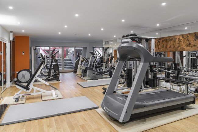 Sonning Court, Sonning-on-Thames, Berkshire, RG4 6UR 7