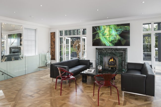 Sonning Court, Sonning-on-Thames, Berkshire, RG4 6UR 7