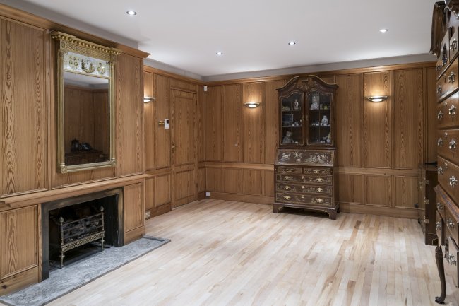 Sonning Court, Sonning-on-Thames, Berkshire, RG4 6UR 7