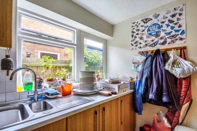 63 Pettitts Lane, Dry Drayton, Cambridge CB23 8BT 2