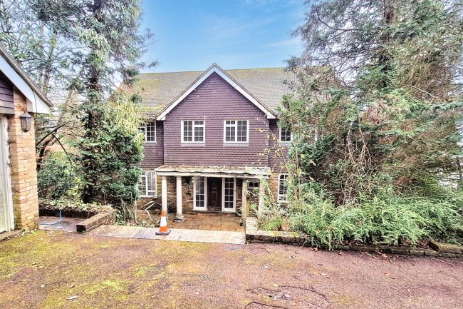 Mendota, Stonehouse Lane, Cookham, SL6 9TP 10