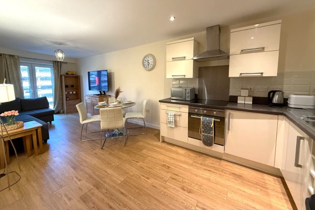 Flat 43, Crecy Court, 10 Lower Lee St, Leicester LE1 3RG 5