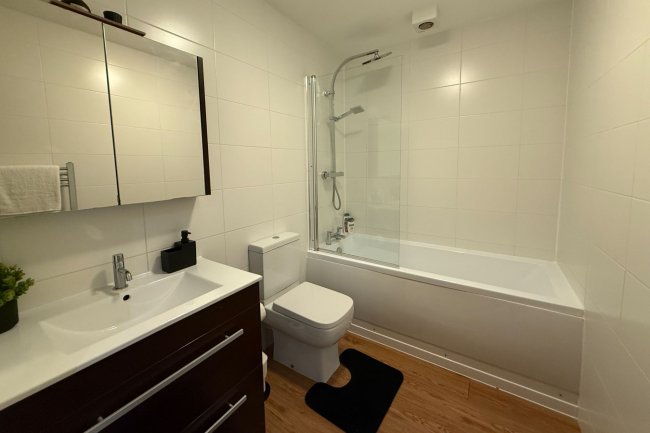 Flat 43, Crecy Court, 10 Lower Lee St, Leicester LE1 3RG 5