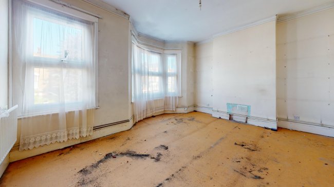 Flat B, 83 Cavendish Road, Clapham, London, SW12 0BN 1