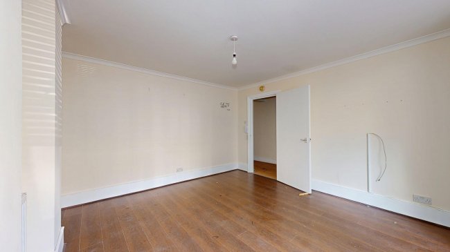 Flat A, 24 Montague Road, Hackney, London, E8 2HW 9