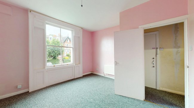 Flat B, 41 Fox Hill, Crystal Palace, London, SE19 2XA 4