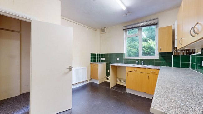 Flat B, 41 Fox Hill, Crystal Palace, London, SE19 2XA 4