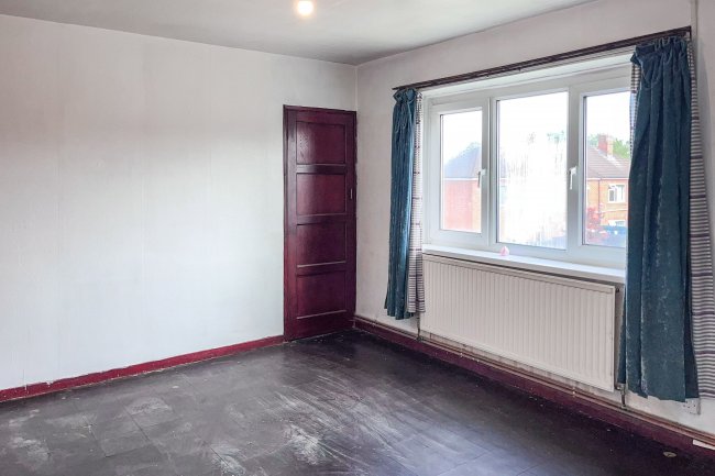 121 Llangranog Road, Llanishen, Cardiff, Wales, CF14 5BN 6