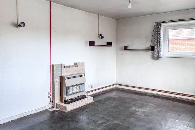 121 Llangranog Road, Llanishen, Cardiff, Wales, CF14 5BN 6